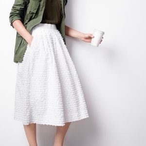 J Crew Clip Dot Midi Skirt / white / size 6